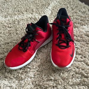 Boys Nike Basketball Shoes Size 5Y